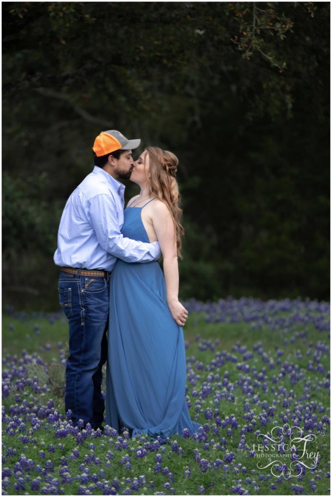 Engagement Photos with Bluebonnets