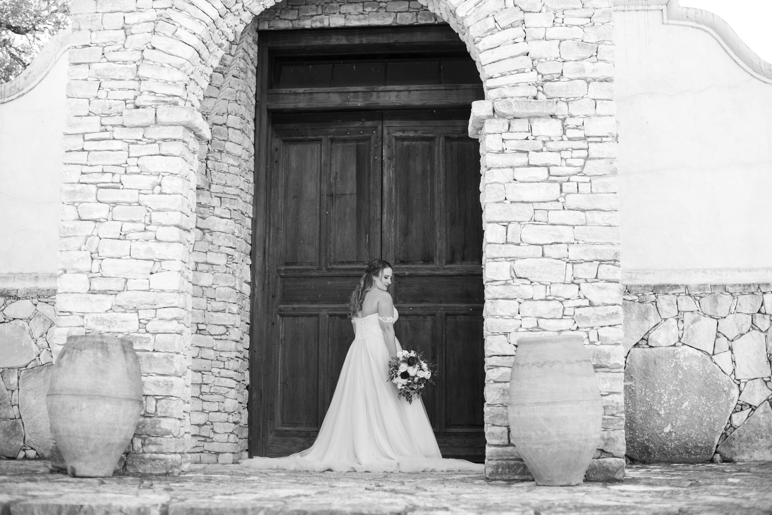 Where to take bridal portraits in Dripping Springs