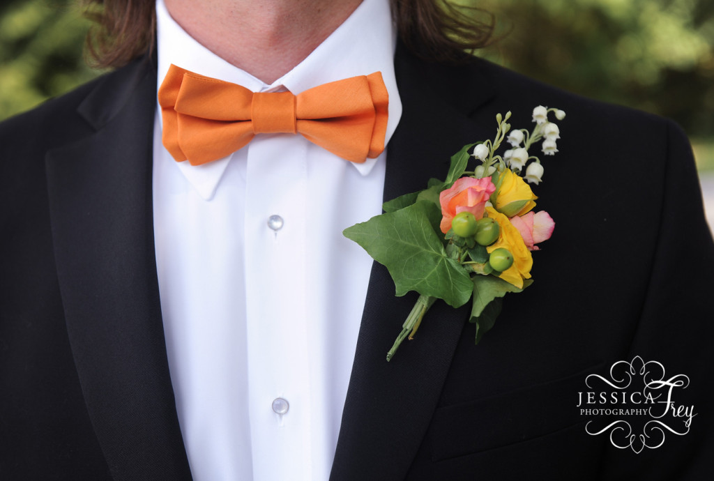 Jessica Frey Photography, Austin wedding photographer, Louisville wedding, pink orange green wedding, Henry Clay Wedding, aaron and angela wedding, orange groom bowtie