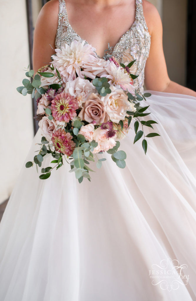 Flora Fetish, bridal bouquet
