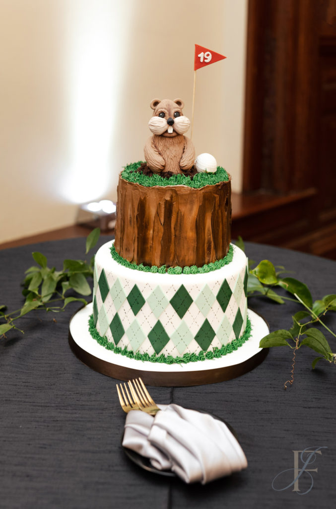 caddy shack groom's cake, Simon lee Austin cake, groom's cake ideas